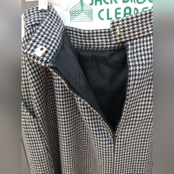 Vintage Houdstooth Midi A-Line Wool Blend Skirt - Picture 6 of 9